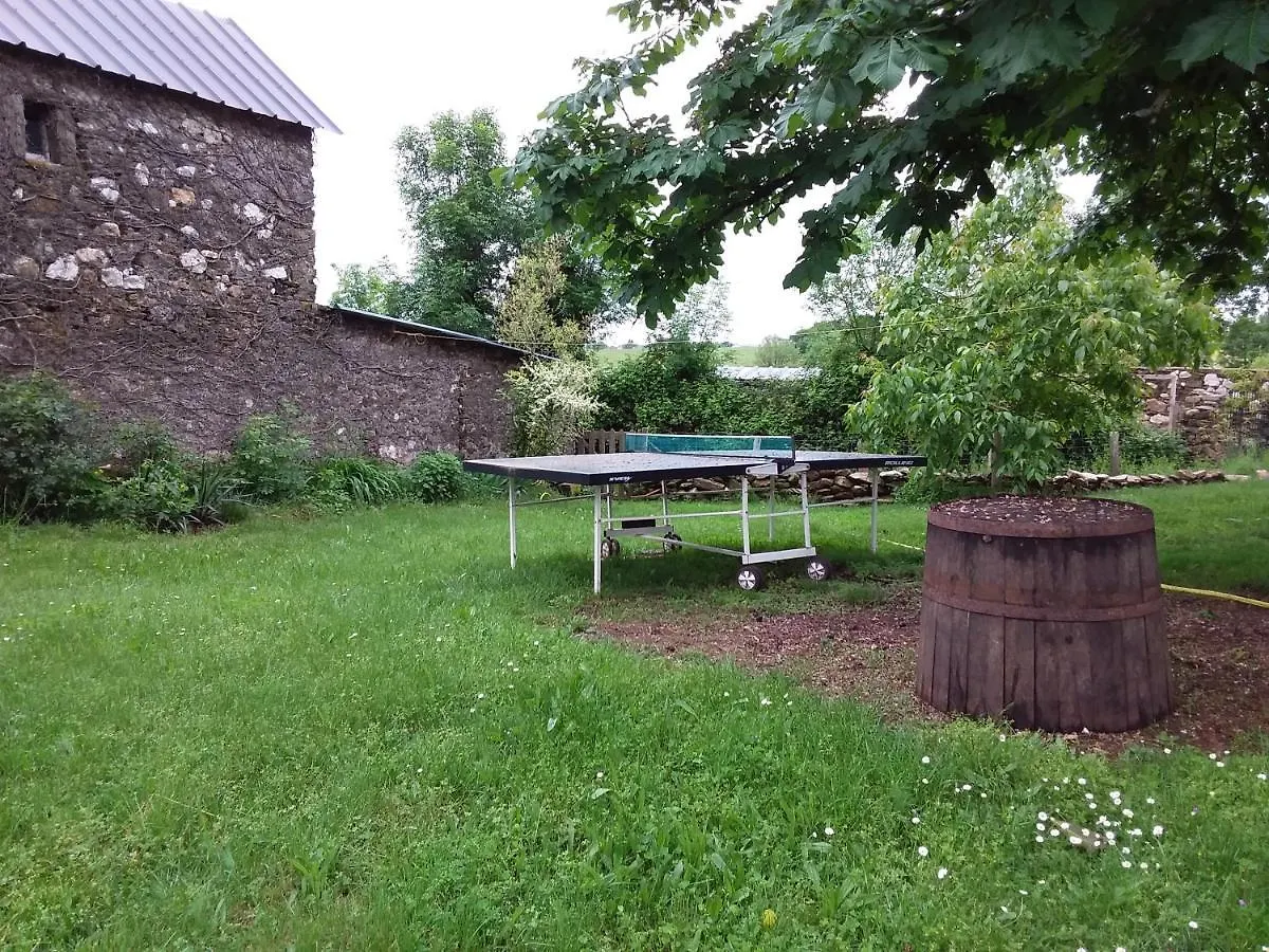 Bed & Breakfast Chambre D'Hotes En Segala La Salvetat-Peyrales France